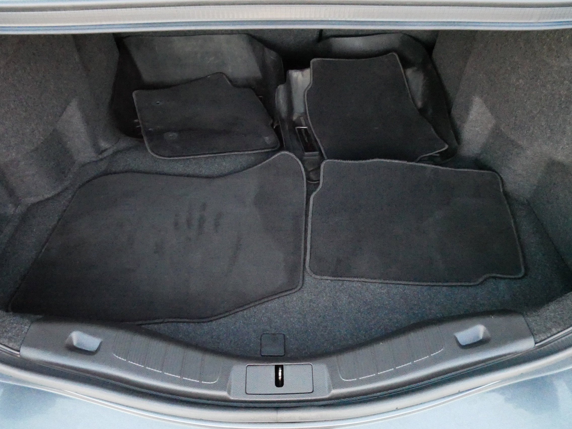 Used 2016 Ford Fusion SE w/ Equipment Group 202A FWD image 18