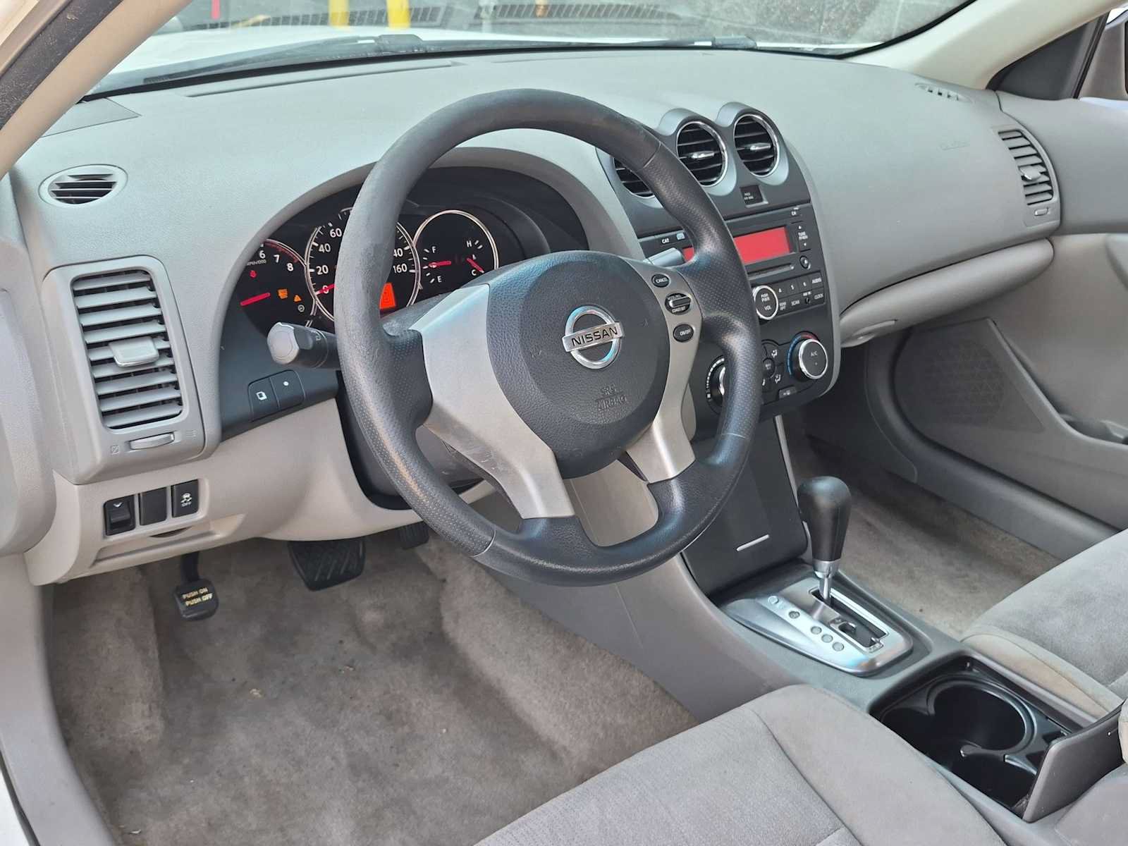 Used 2012 Nissan Altima 2.5 FWD image 10