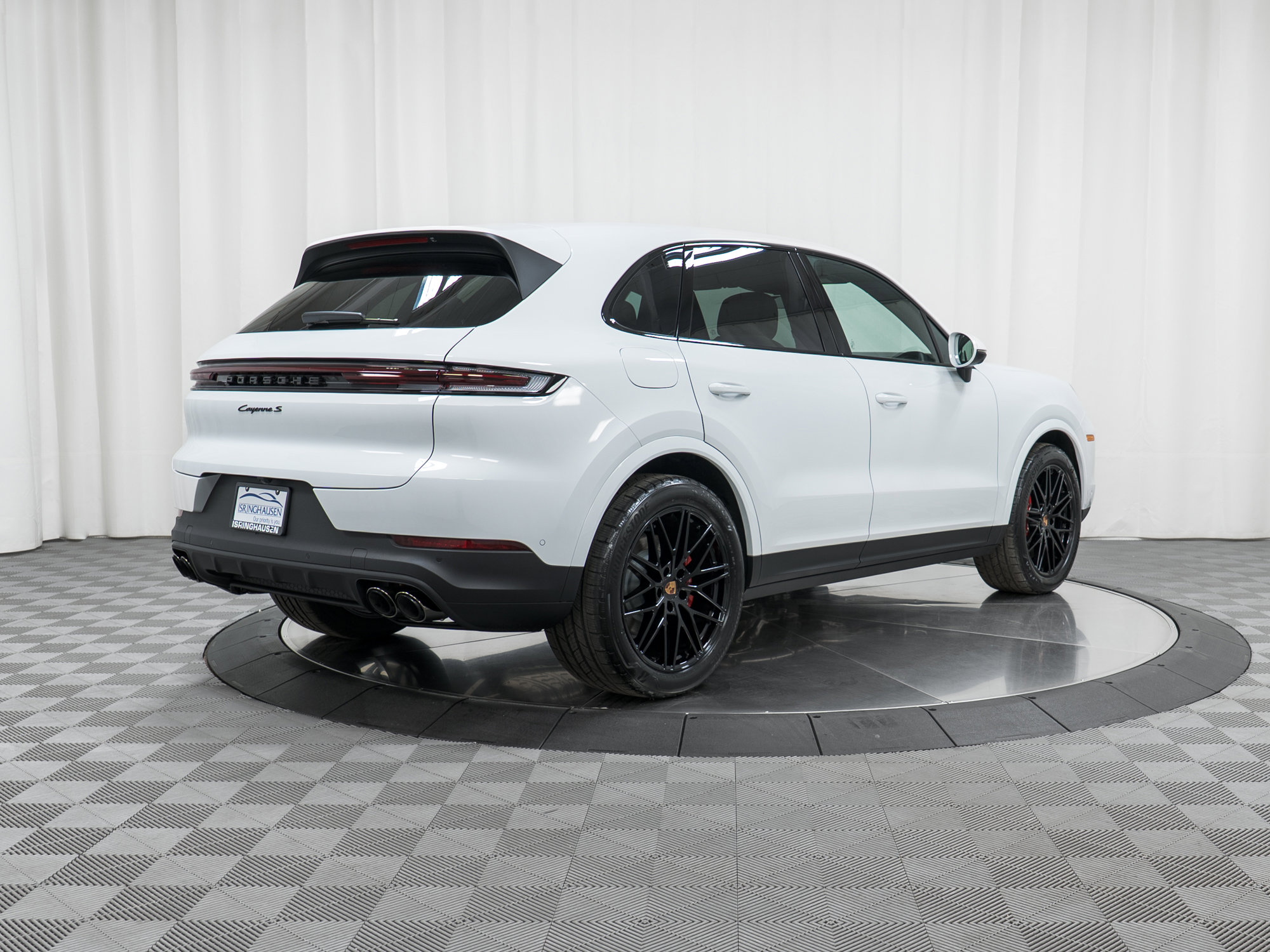 New 2026 Porsche Cayenne S image 5