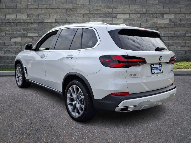 Used 2026 BMW X5 xDrive40i AWD/4WD image 4