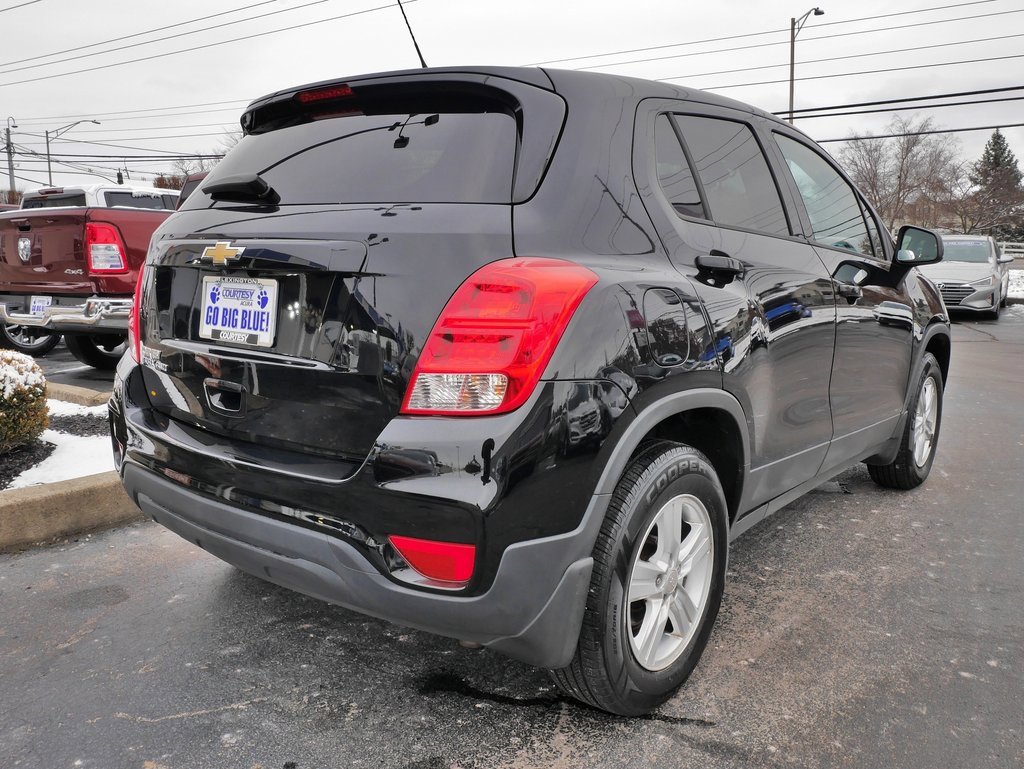 Used 2020 Chevrolet Trax LS w/ Tint and Cruise Package image 7