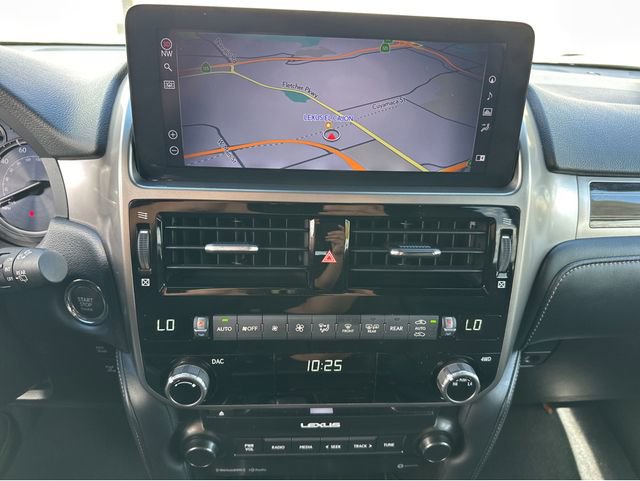Used 2023 Lexus GX 460 Premium w/ Premium Package image 10