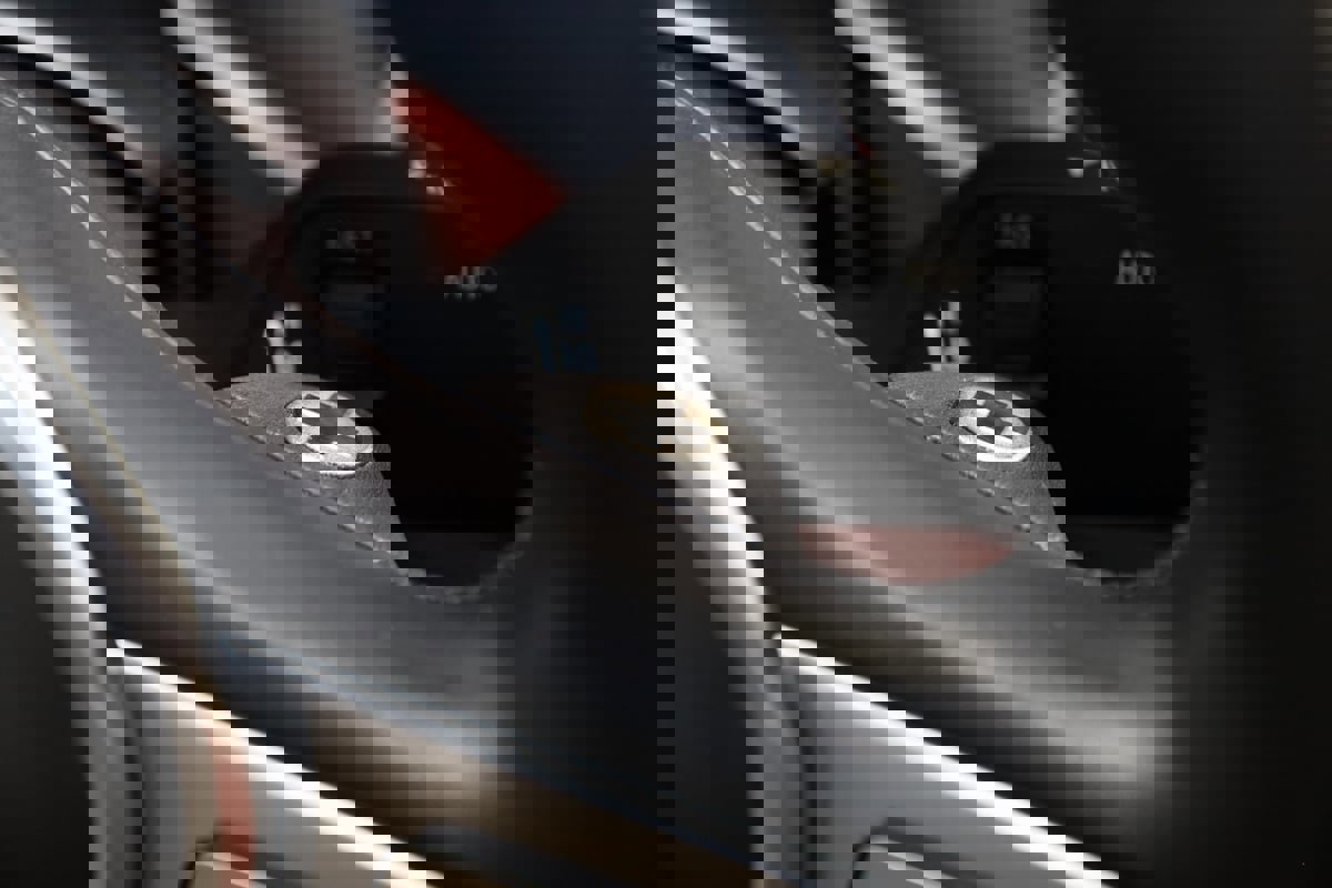 Used 2022 BMW ALPINA B7 xDrive w/ Luxury Rear Seating Package image 73