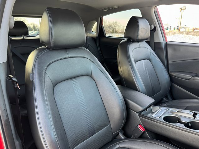 Used 2023 Hyundai Kona Limited image 19