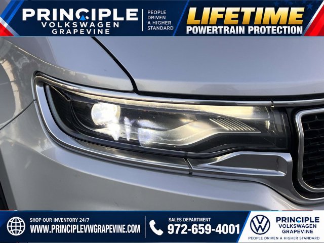 Used 2024 Jeep Wagoneer L Series II w/ Flexible Seating Group AWD/4WD image 9
