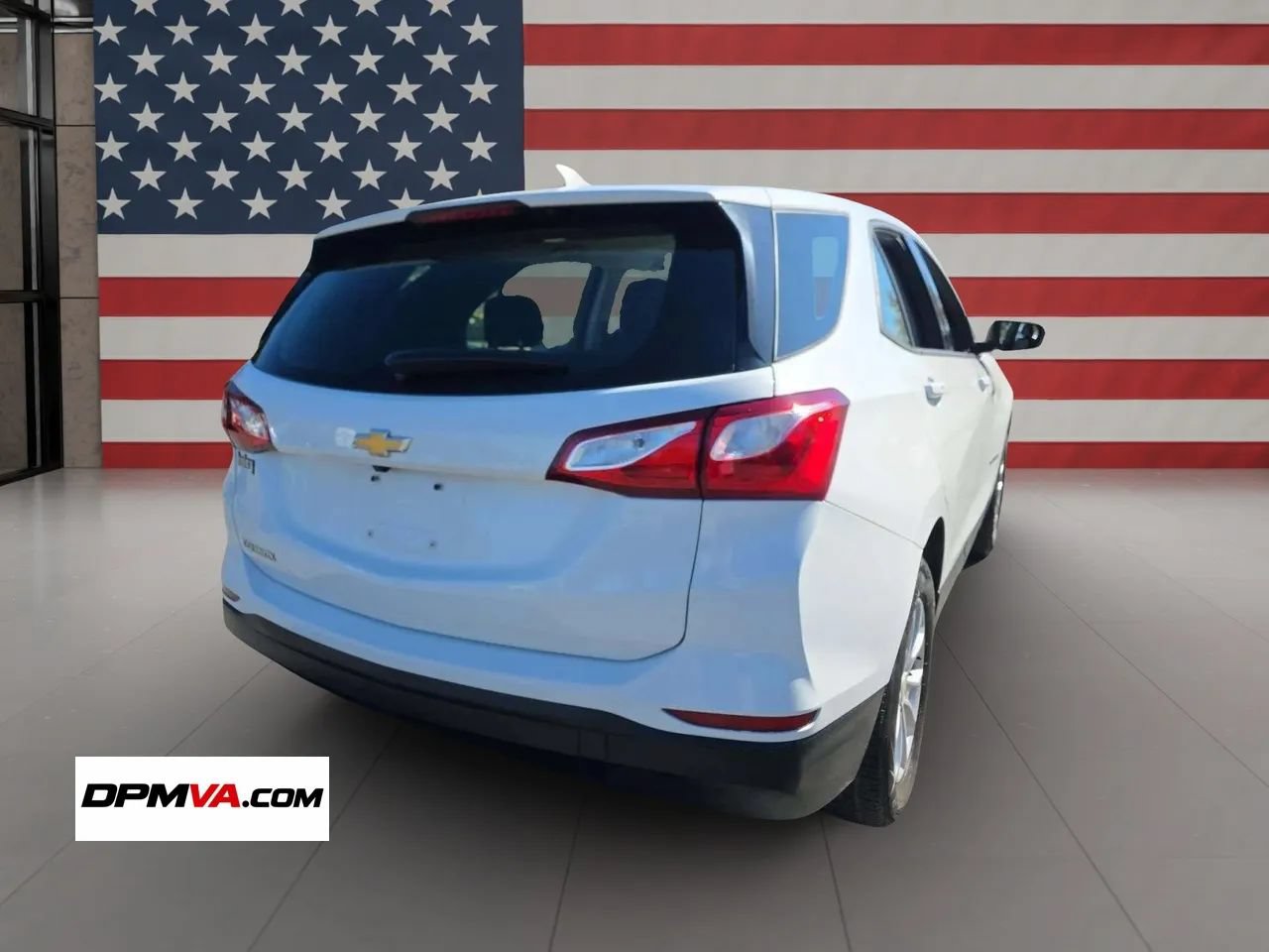 Used 2019 Chevrolet Equinox LS FWD image 3