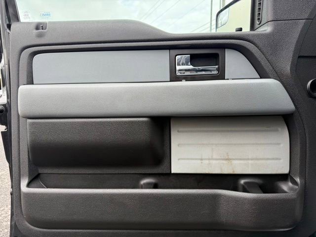 Used 2014 Ford F150 XLT w/ Equipment Group 302A Luxury AWD/4WD image 15