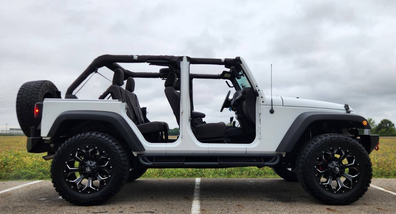Used 2017 Jeep Wrangler Unlimited Sport w/ Quick Order Package 24S AWD/4WD image 5
