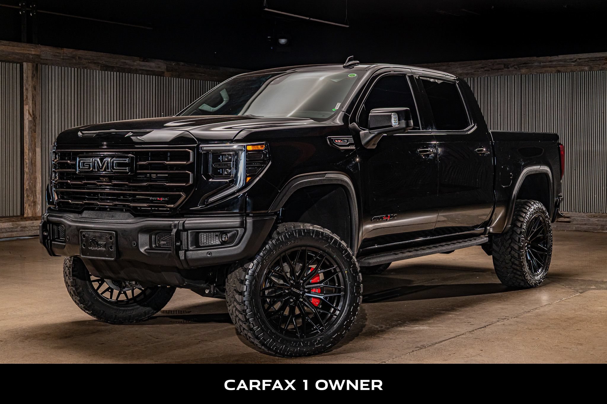 Used 2024 GMC Sierra 1500 AT4X AWD/4WD image 5