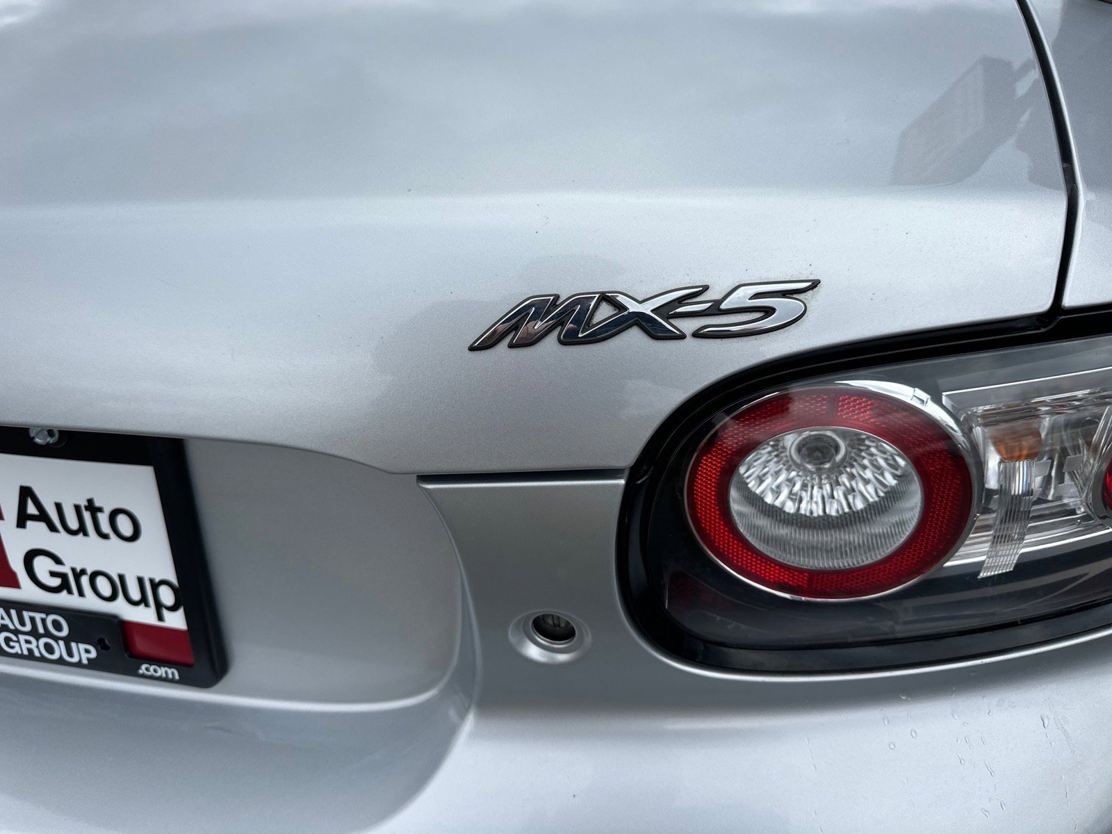 Used 2008 MAZDA MX-5 Miata Touring image 13