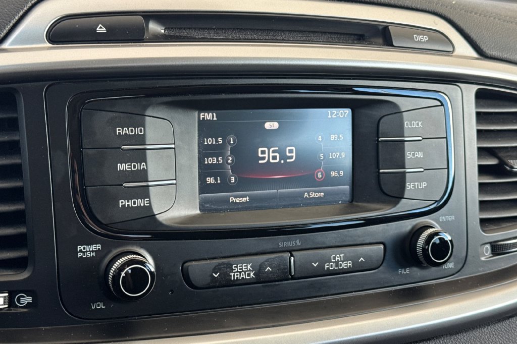 Used 2016 Kia Sorento LX FWD image 22