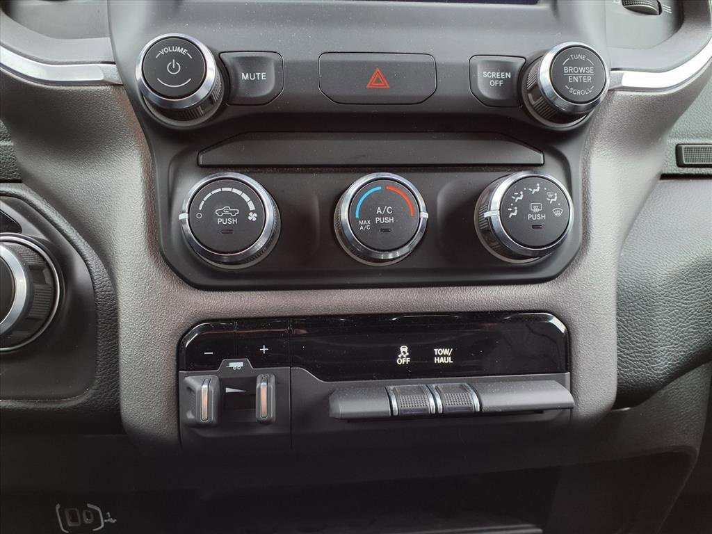 Used 2024 RAM 2500 Big Horn w/ Bed Utility Group image 8