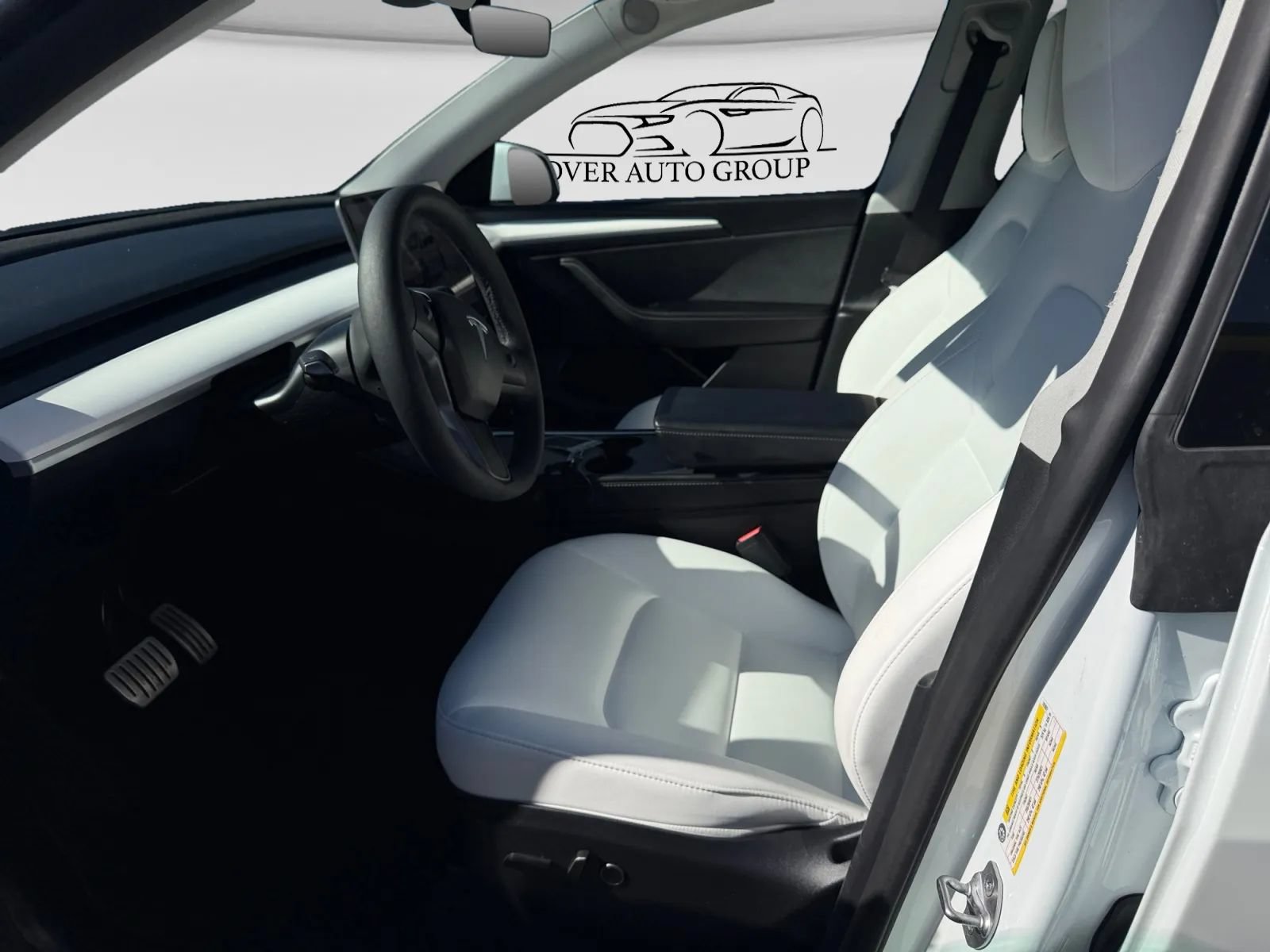 Used 2024 Tesla Model Y Performance AWD/4WD image 9