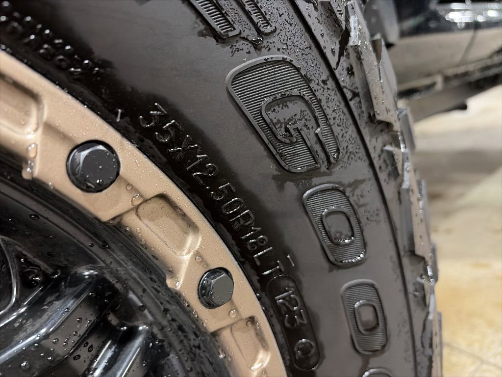 Used 2024 Jeep Wrangler Sport S image 21