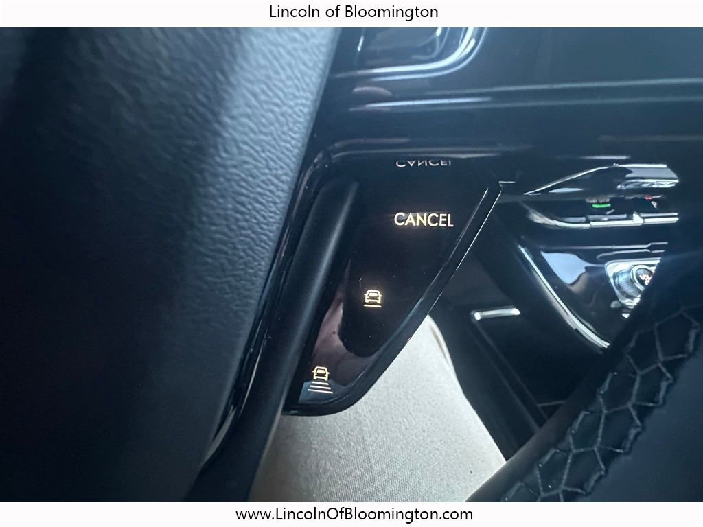 New 2025 Lincoln Corsair AWD w/ Equipment Group 101A image 26