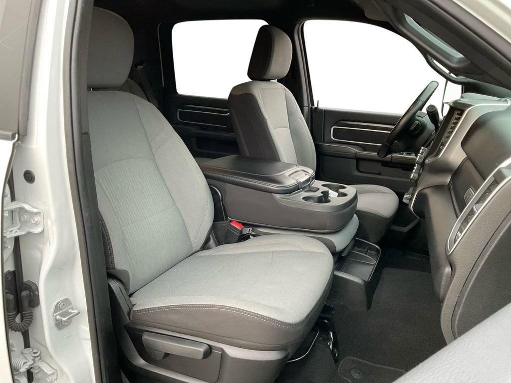 Used 2024 RAM 3500 Big Horn image 26