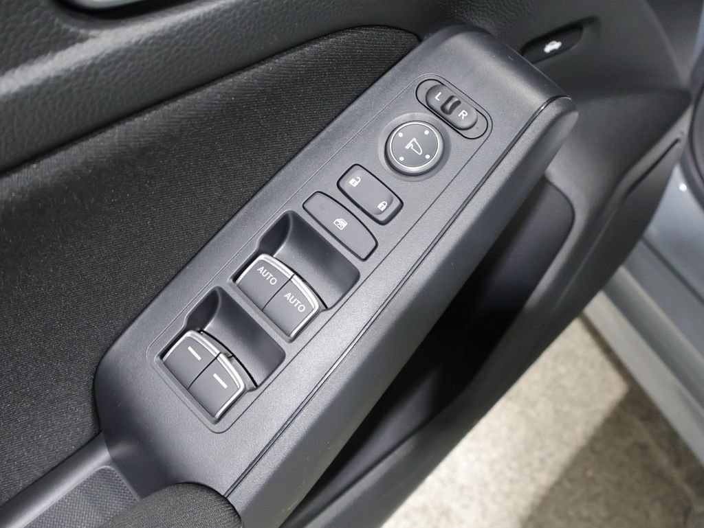 Used 2025 Honda Civic Sport image 14
