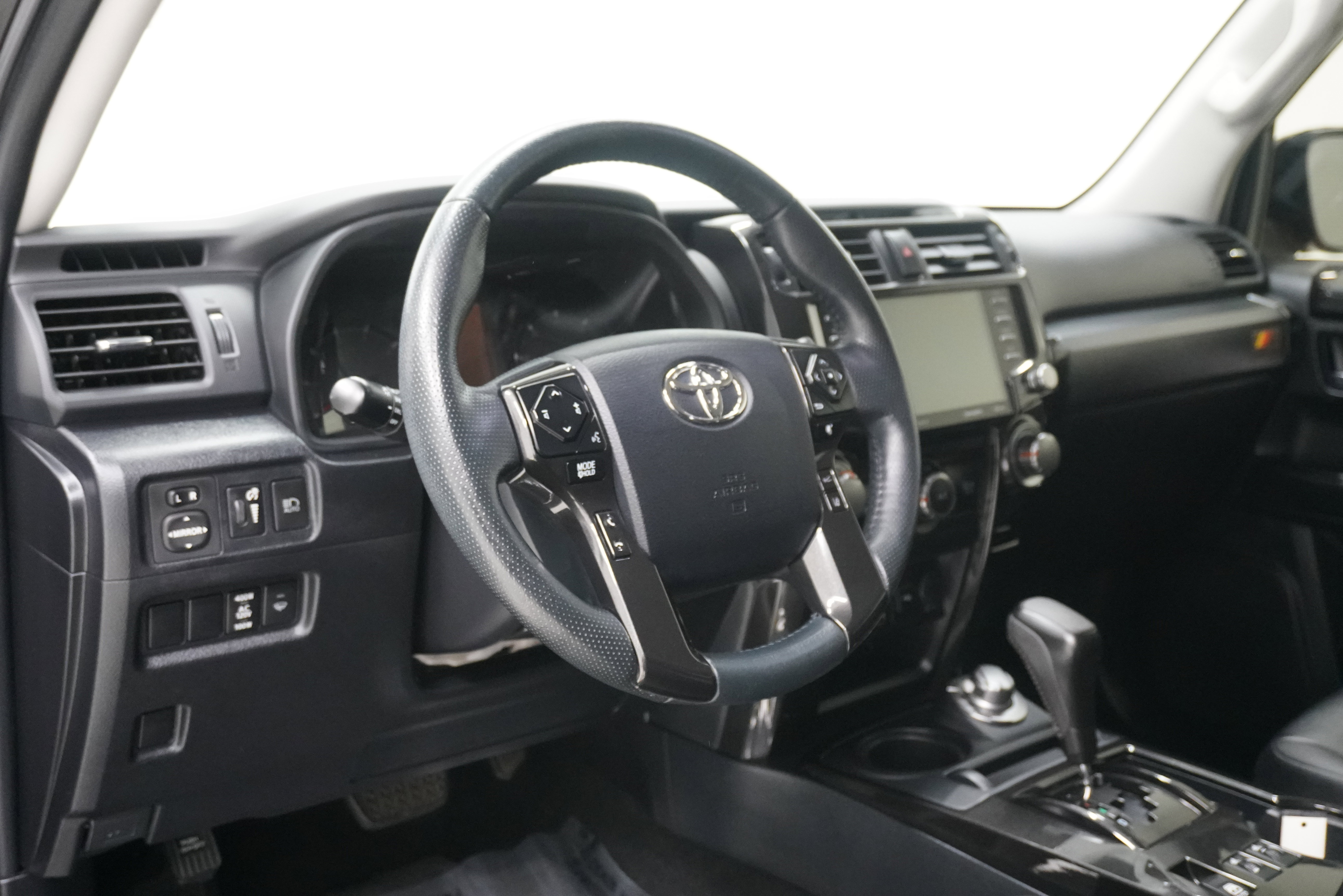 Used 2023 Toyota 4Runner 40th Anniversary SE AWD/4WD image 11