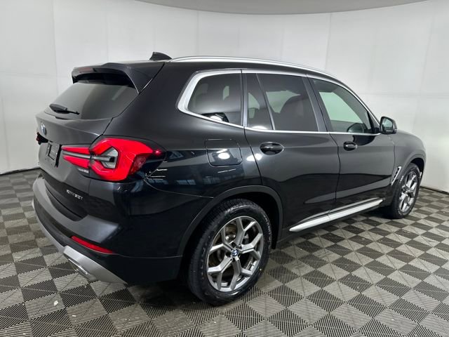 Used 2024 BMW X3 xDrive30i w/ Premium Package image 3