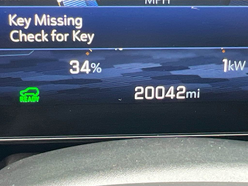 Used 2025 Chevrolet Equinox EV LT w/ Convenience Package image 12