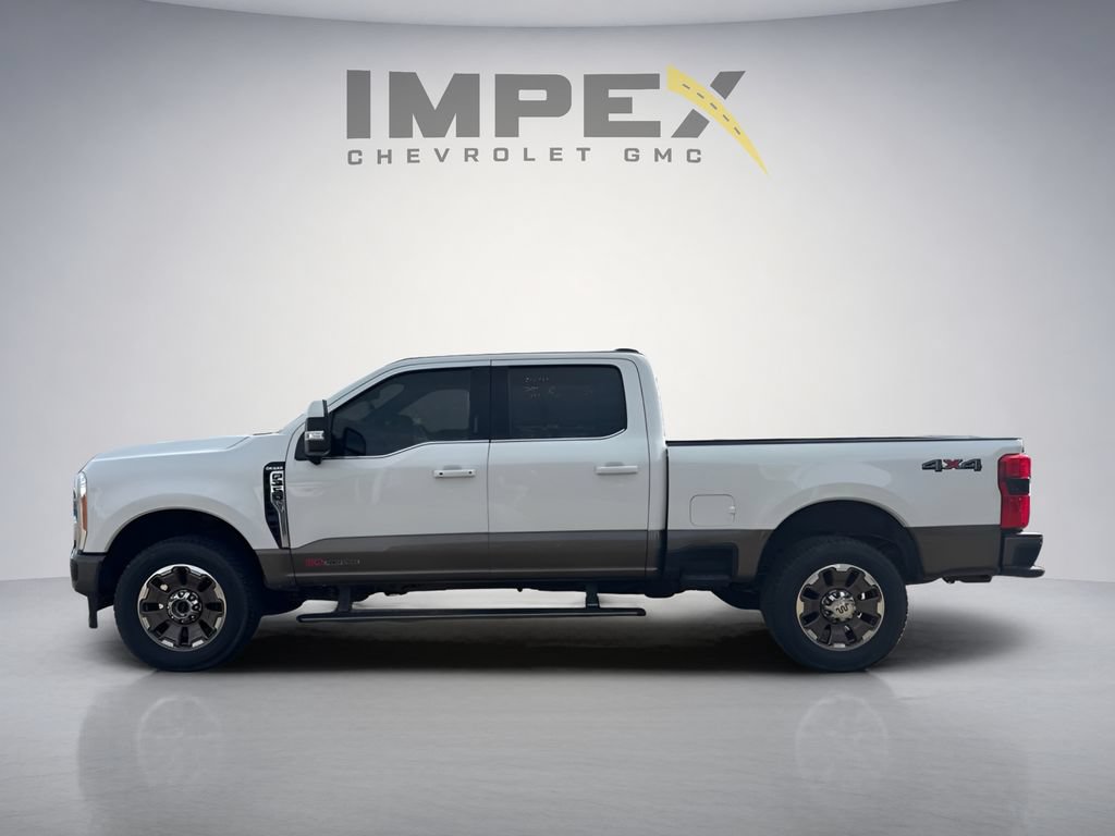 Used 2023 Ford F350 King Ranch AWD/4WD image 2
