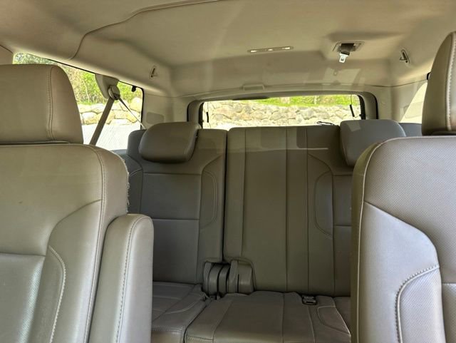 Used 2015 GMC Yukon XL SLT w/ Open Road Package AWD/4WD image 25