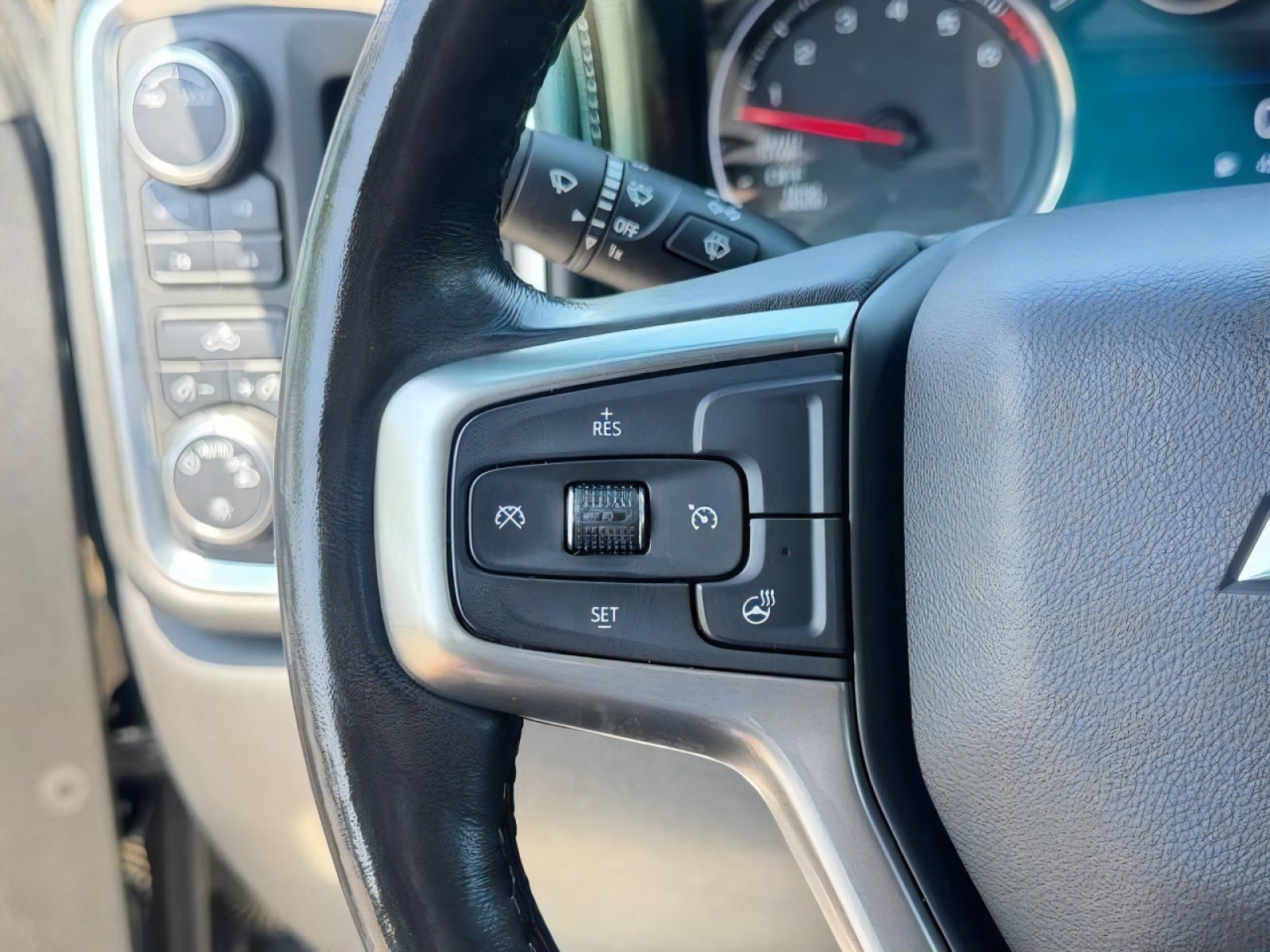 Used 2020 Chevrolet Silverado 1500 LT w/ All-Star Edition AWD/4WD image 20