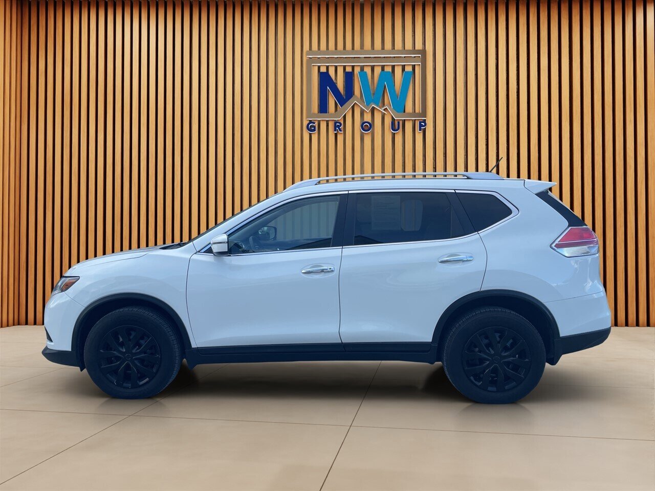 Used 2016 Nissan Rogue S w/ Appearance Package image 27