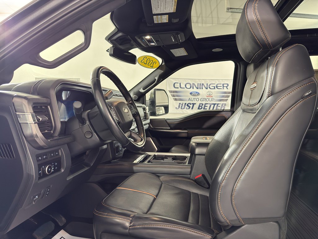 Used 2023 Ford F350 Platinum image 15