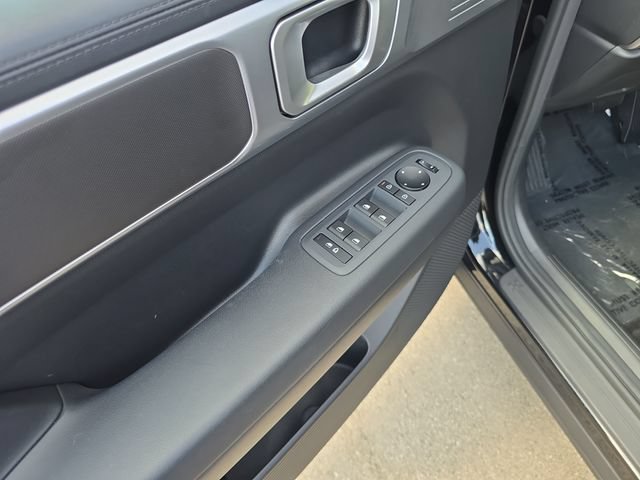 Certified 2025 Hyundai Santa Fe SE AWD/4WD image 11