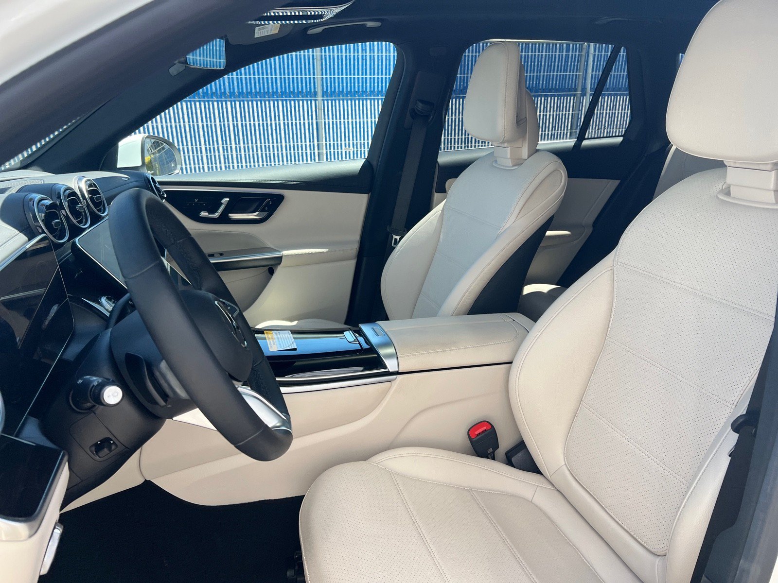 Certified 2023 Mercedes-Benz GLC 300 image 12