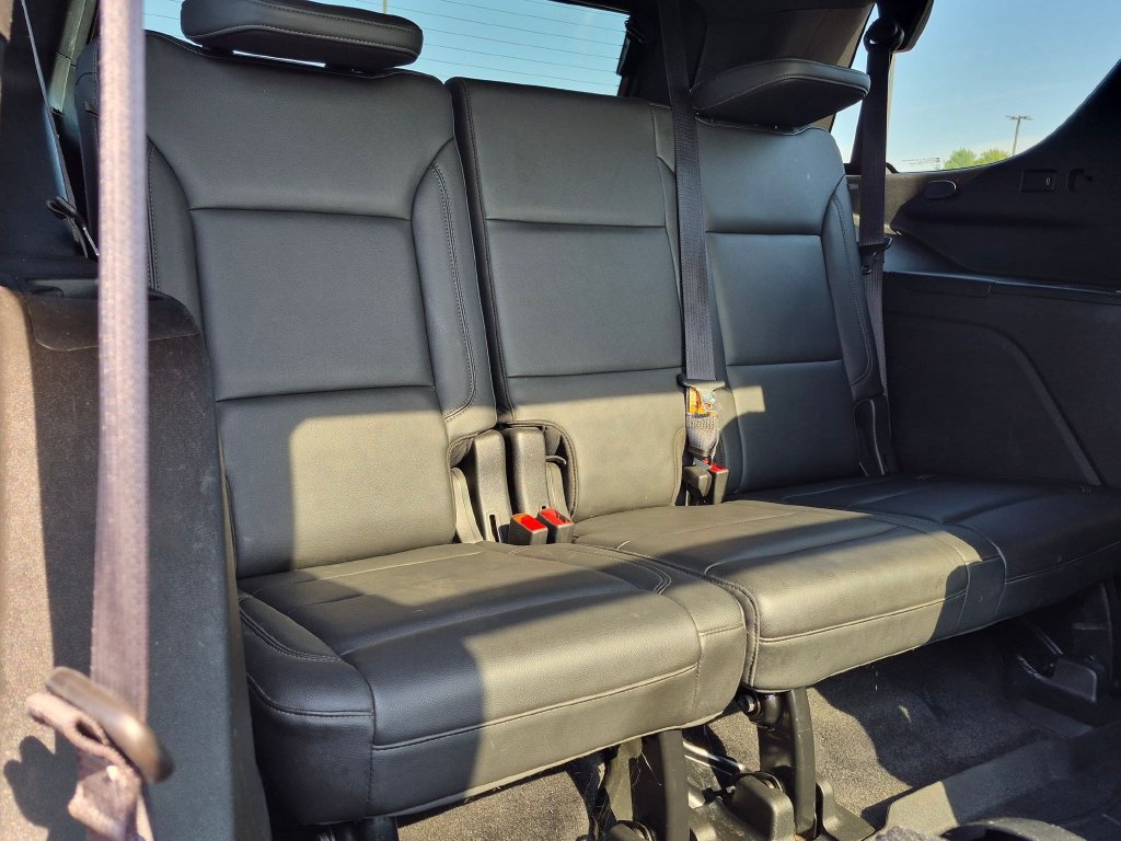 Used 2021 Chevrolet Tahoe Z71 w/ Z71 Signature Package AWD/4WD image 27