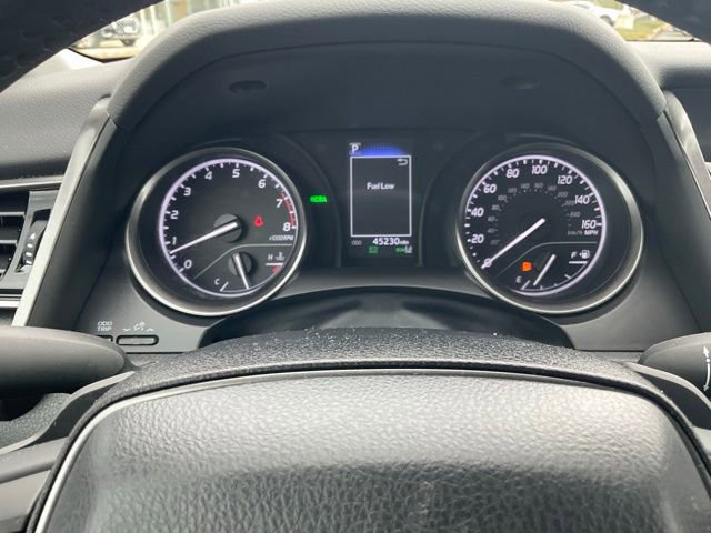 Used 2022 Toyota Camry SE w/ Cold Weather Package FWD image 15