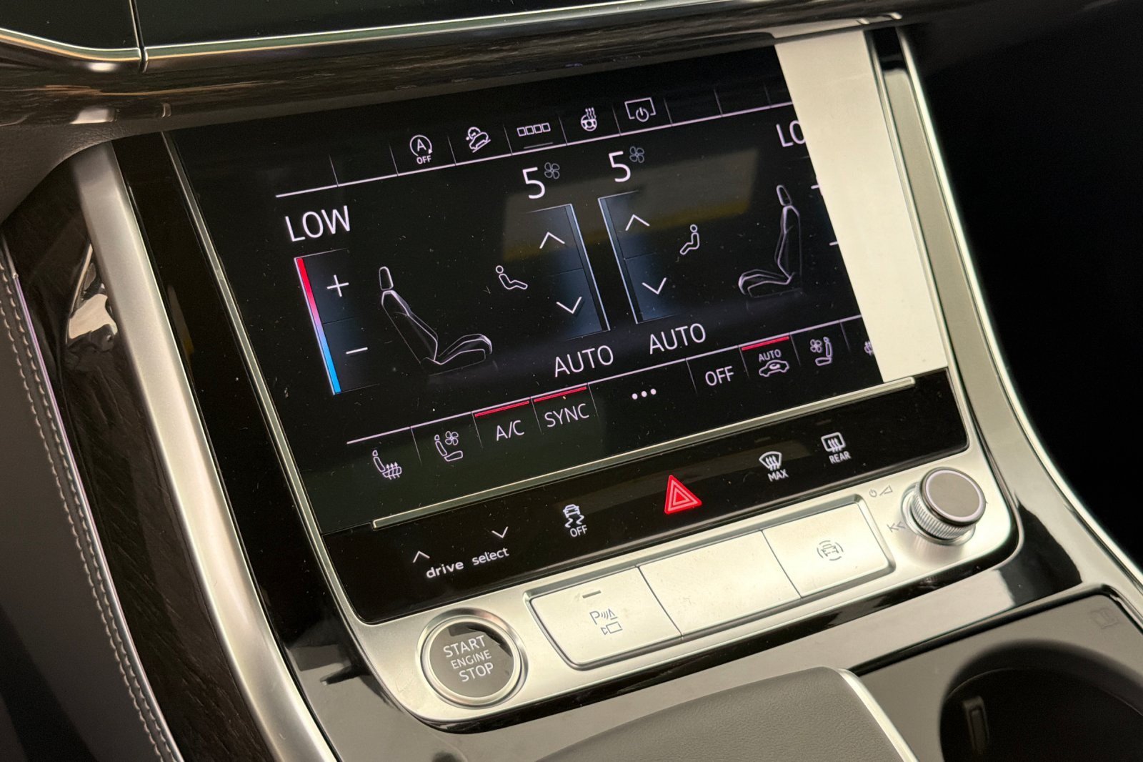 New 2026 Audi Q8 Premium Plus AWD/4WD image 20