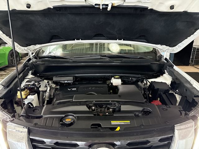 Used 2018 Nissan Pathfinder SV w/ SV Tech Package image 32