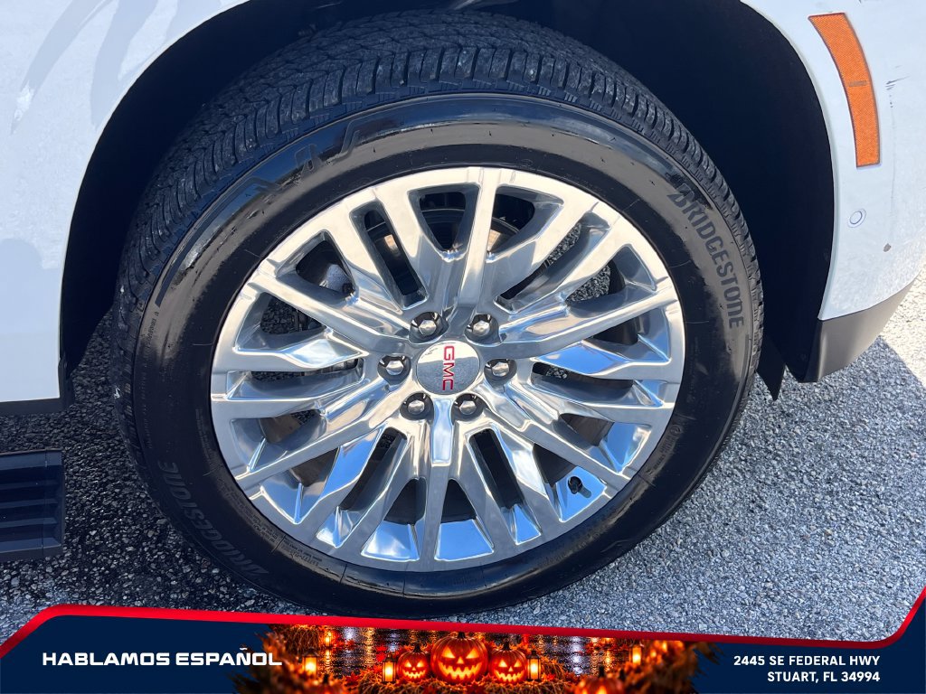 Used 2026 GMC Yukon Denali w/ Sun & Power Step Package AWD/4WD image 22