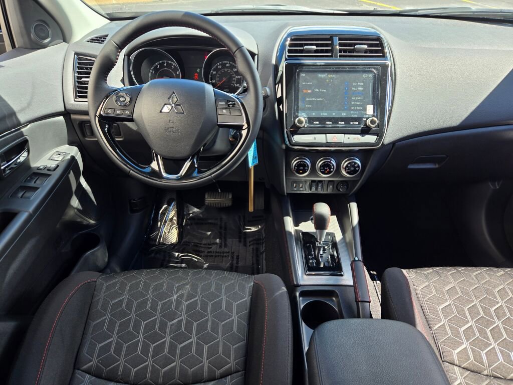 New 2025 Mitsubishi Outlander Sport LE image 13