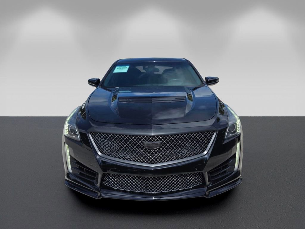 Used 2019 Cadillac CTS V w/ Luxury Package RWD image 2