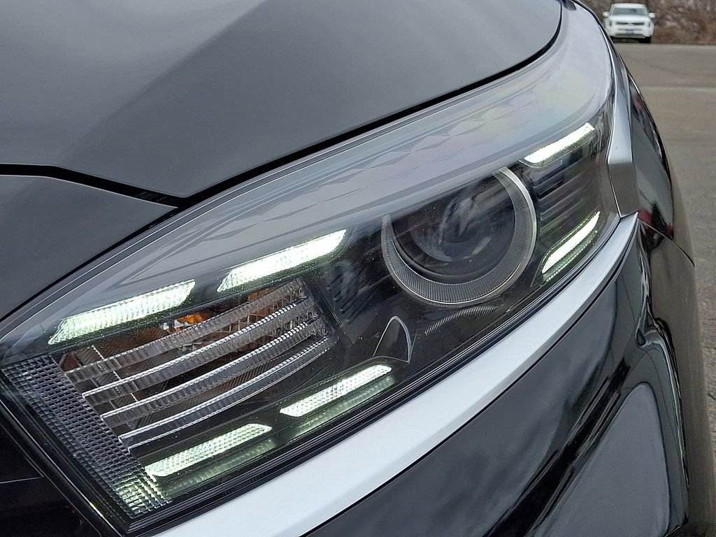 Used 2023 Kia Forte GT-Line w/ GT-Line Premium Package image 9