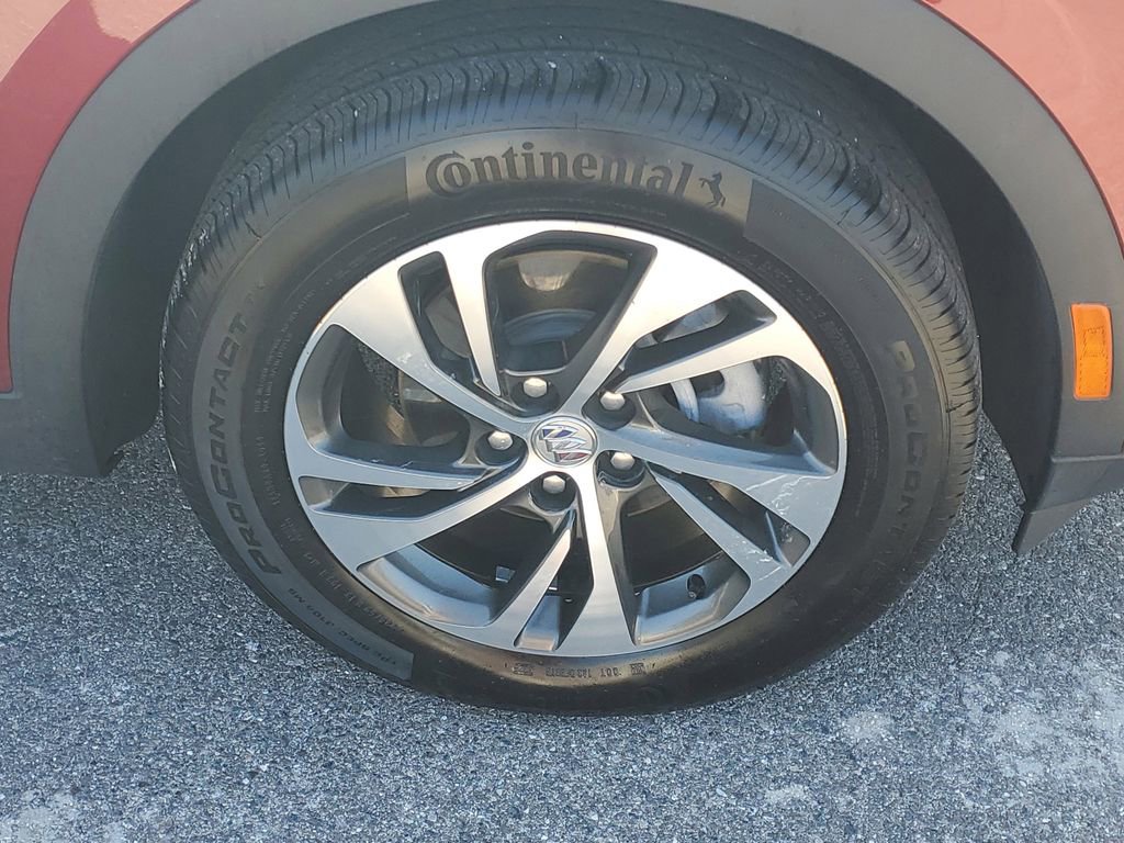 Used 2022 Buick Envision Essence w/ Technology Package I AWD/4WD image 7