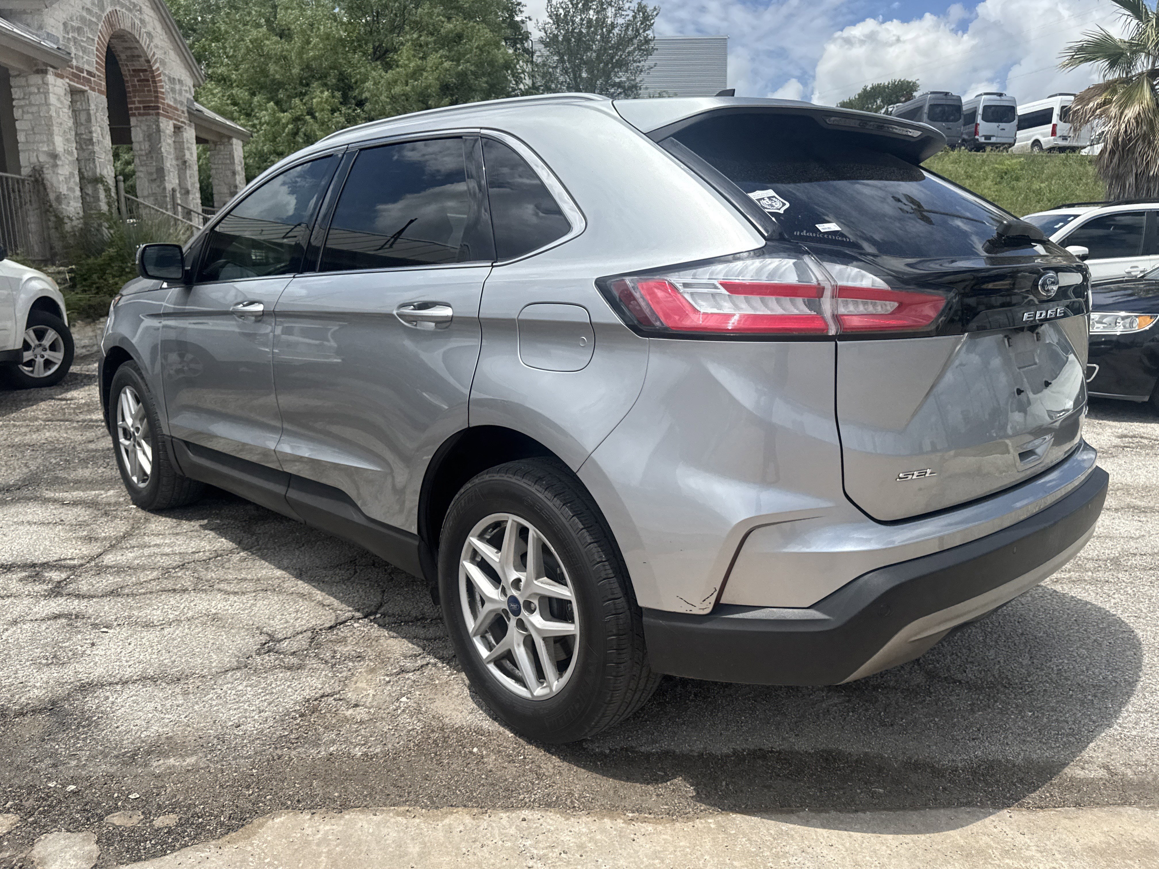Used 2022 Ford Edge SEL w/ Convenience Package AWD/4WD image 5