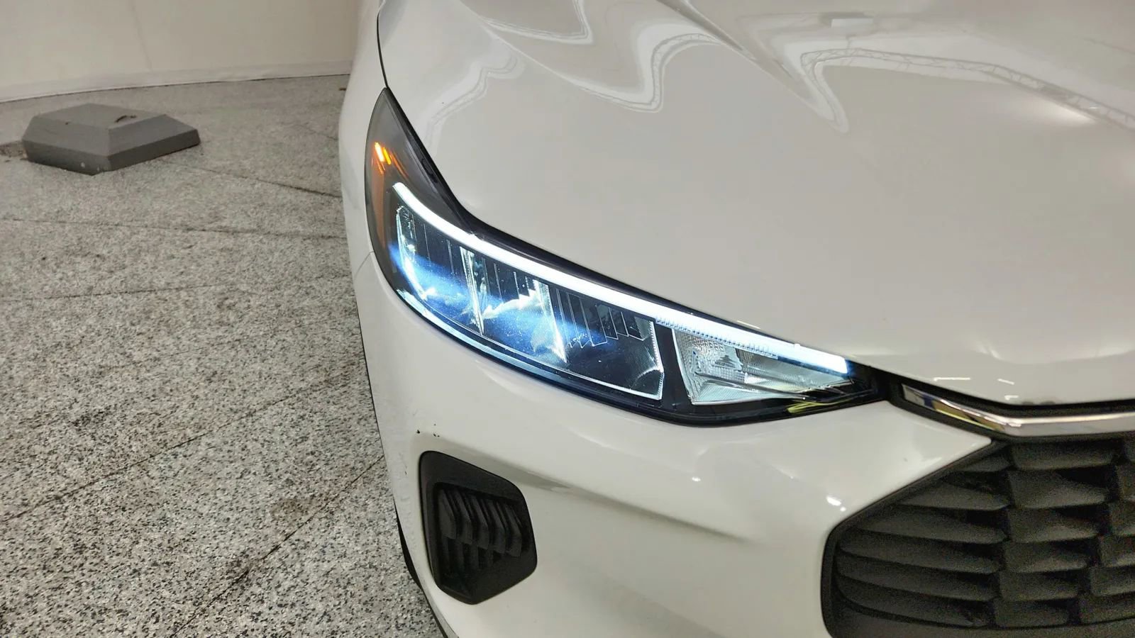 Used 2023 Ford Escape Active image 14