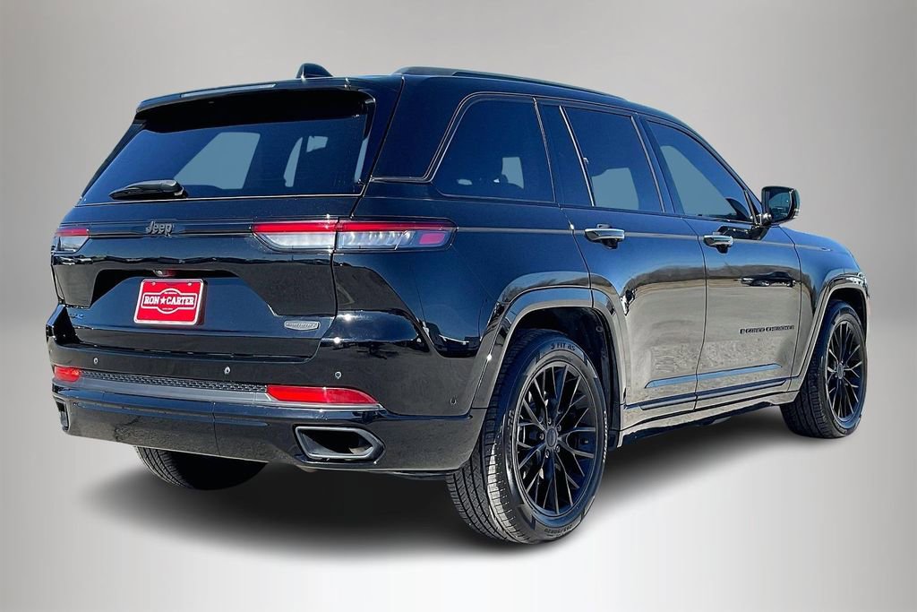 Used 2022 Jeep Grand Cherokee Summit w/ Luxury Tech Group V image 5