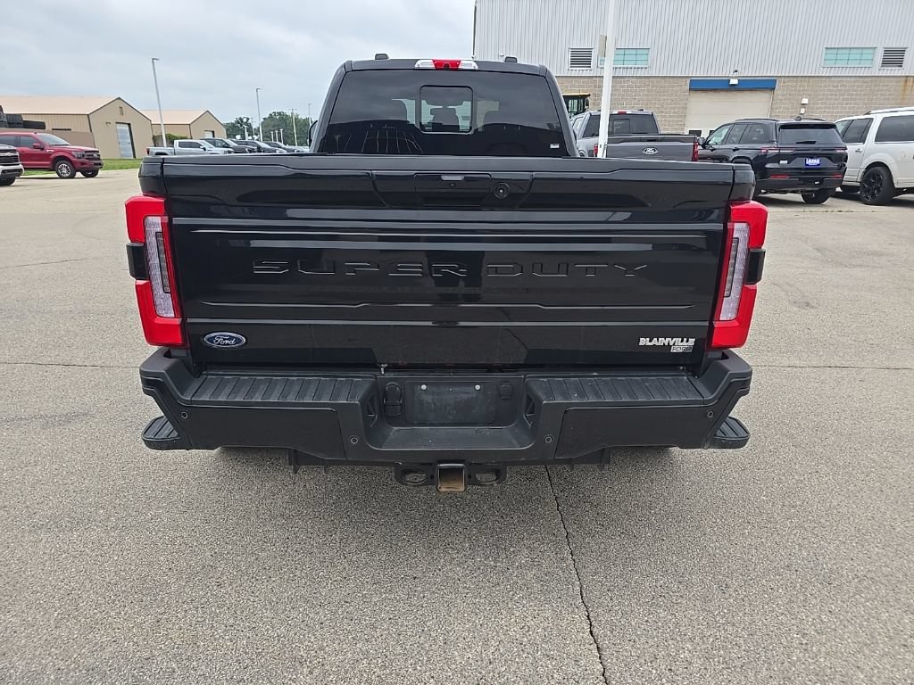 Used 2025 Ford F450 Platinum AWD/4WD image 5
