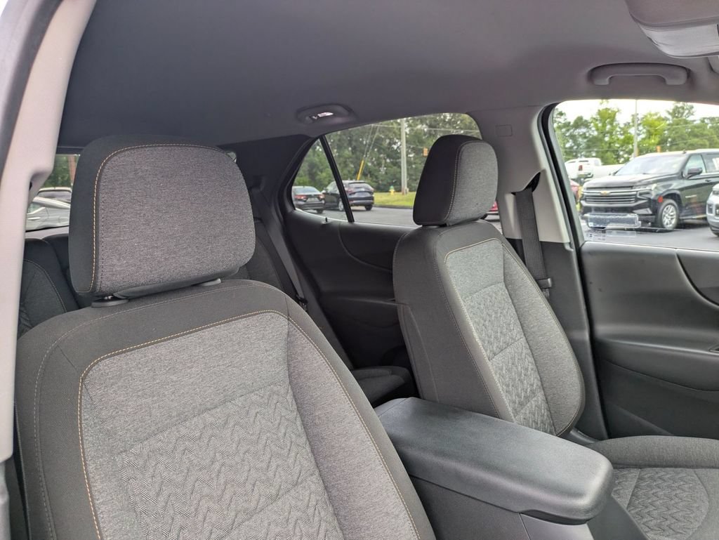 Used 2024 Chevrolet Equinox LT AWD/4WD image 35