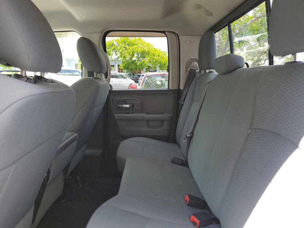 Used 2018 RAM 1500 Classic SLT image 15