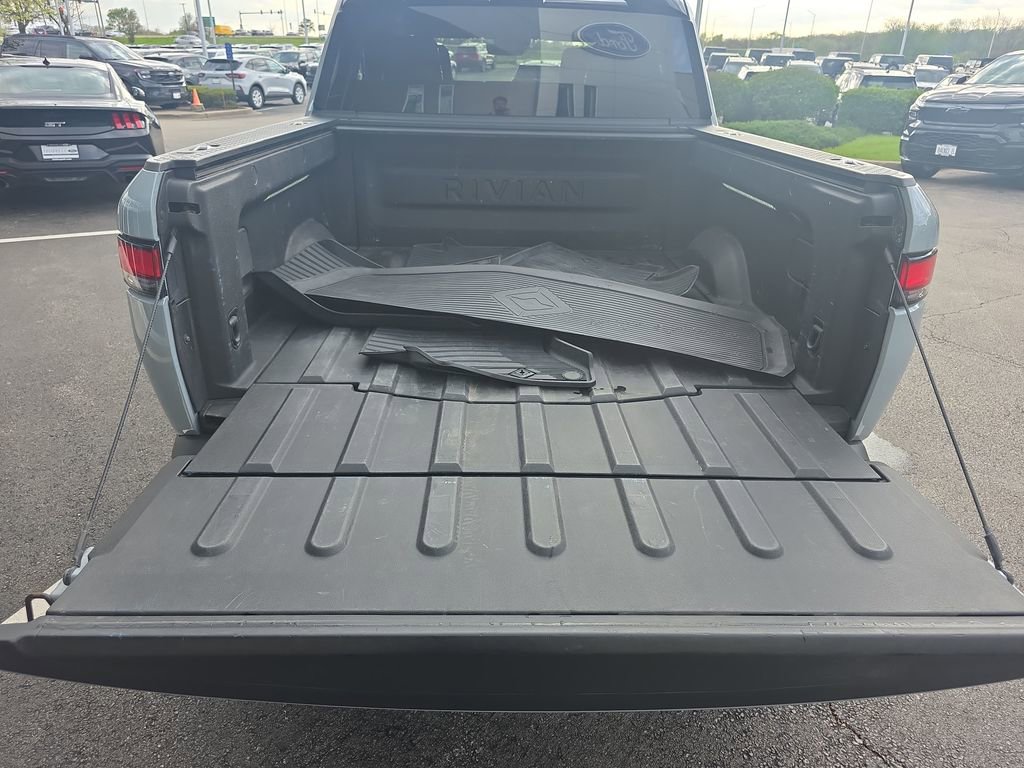 Used 2022 Rivian R1T Adventure AWD/4WD image 12