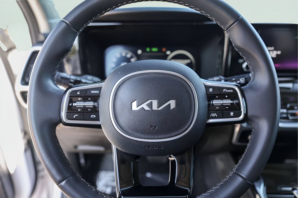 Used 2023 Kia Sorento SX FWD image 15