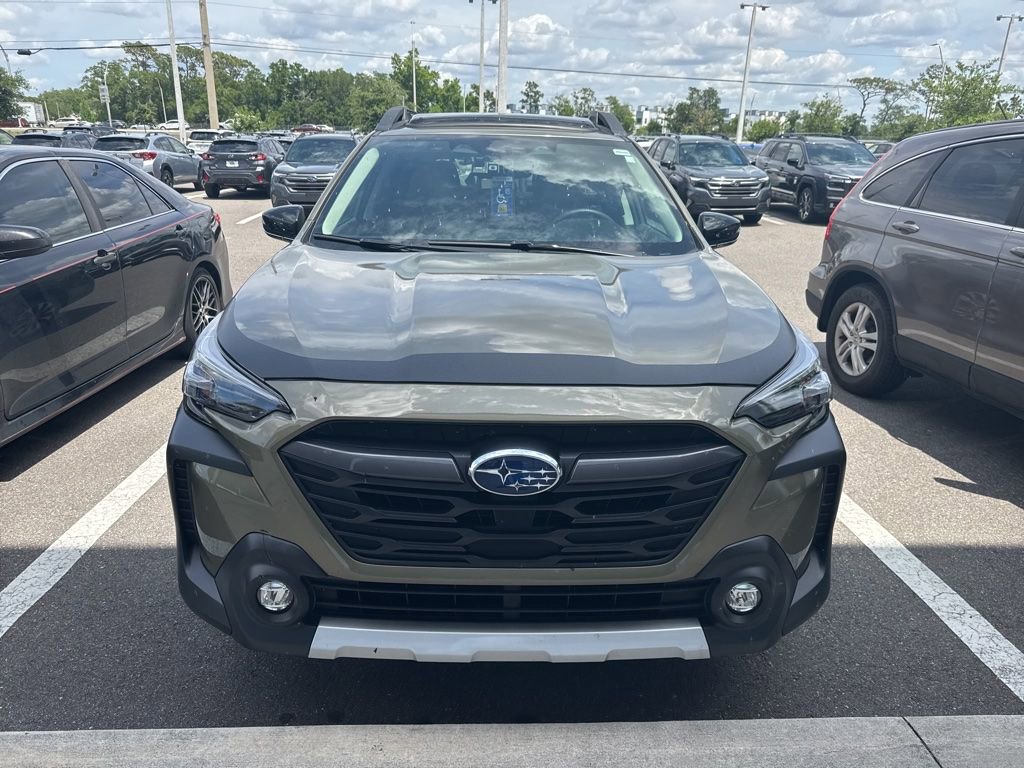 Certified 2025 Subaru Outback Limited AWD/4WD image 2