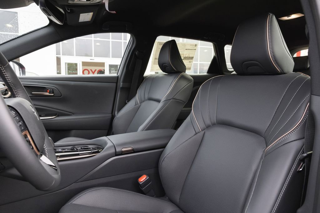 New 2026 Toyota Crown Signia image 8